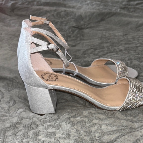 Silver with Sparkly Toes Heels - Picture 2 of 4